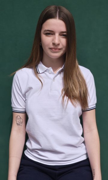 Zanón Amicarelli, Azul Juana María